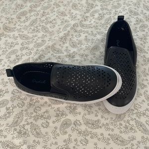 NWT black slip on canvas shoes size 7
